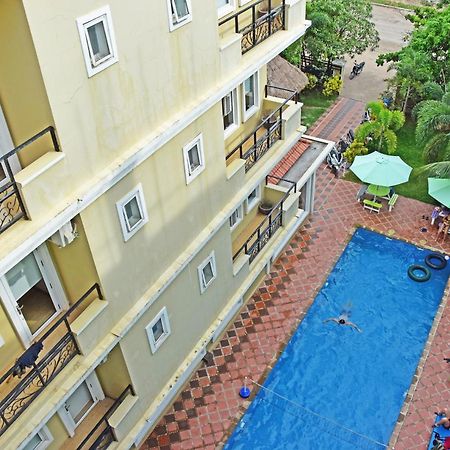 Mad Monkey Hostel Kampot (Adults Only) Екстериор снимка