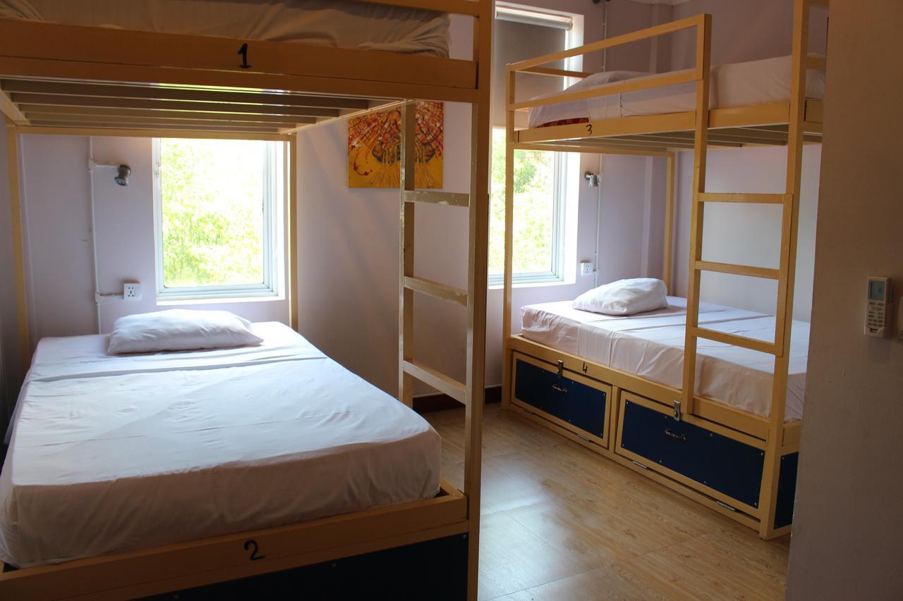 Mad Monkey Hostel Kampot (Adults Only) Екстериор снимка