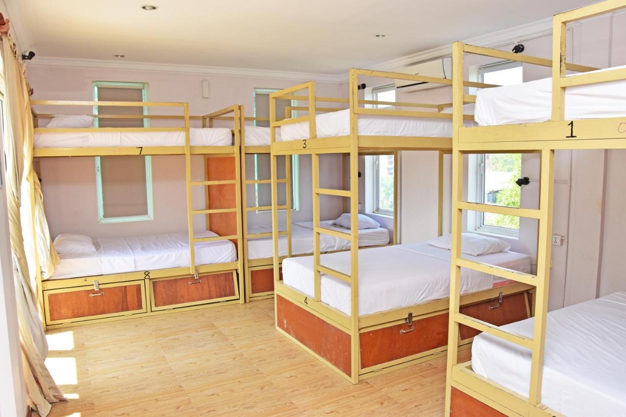 Mad Monkey Hostel Kampot (Adults Only) Екстериор снимка
