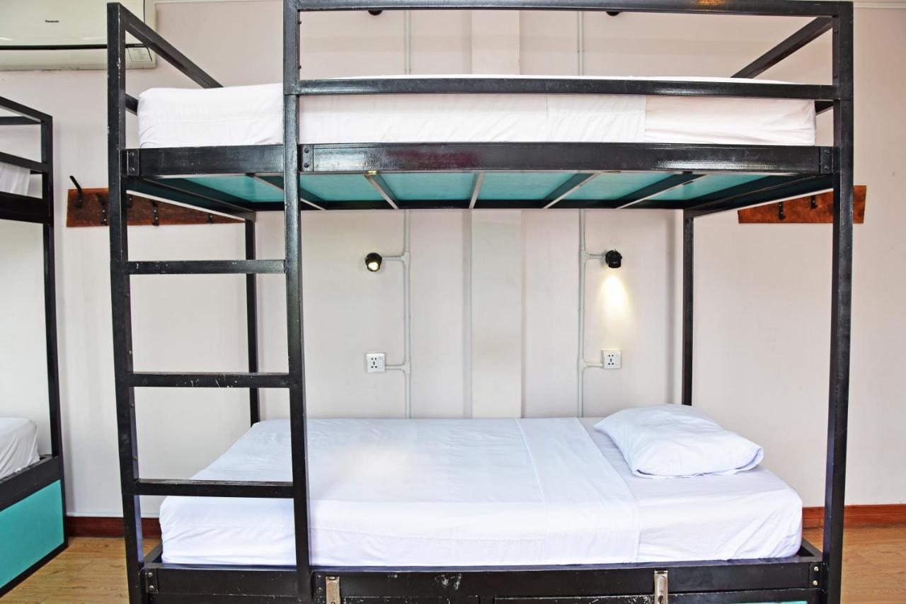 Mad Monkey Hostel Kampot (Adults Only) Екстериор снимка