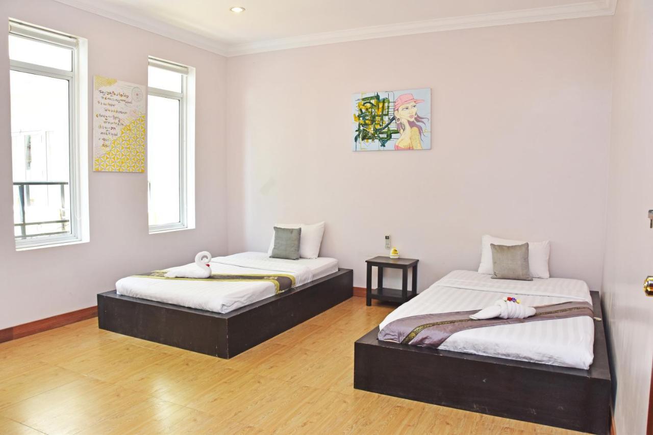 Mad Monkey Hostel Kampot (Adults Only) Екстериор снимка