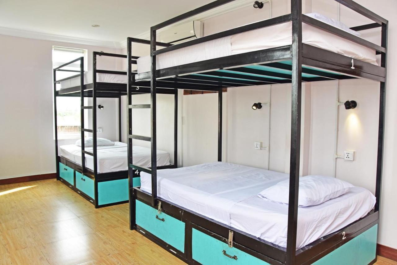 Mad Monkey Hostel Kampot (Adults Only) Екстериор снимка