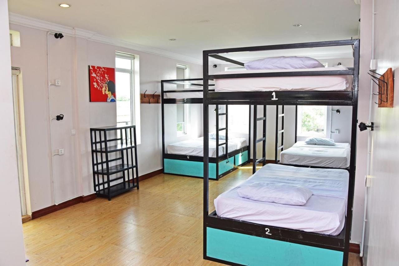 Mad Monkey Hostel Kampot (Adults Only) Екстериор снимка