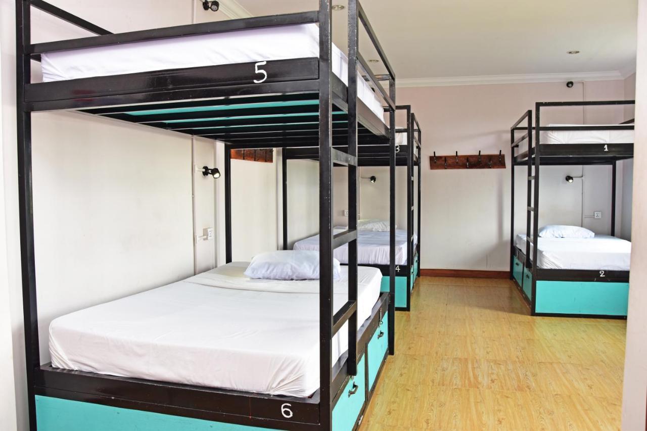 Mad Monkey Hostel Kampot (Adults Only) Екстериор снимка