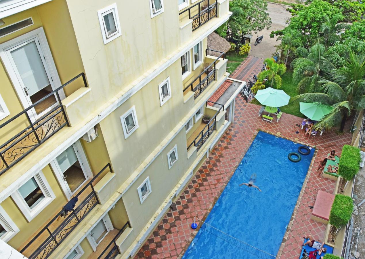Mad Monkey Hostel Kampot (Adults Only) Екстериор снимка