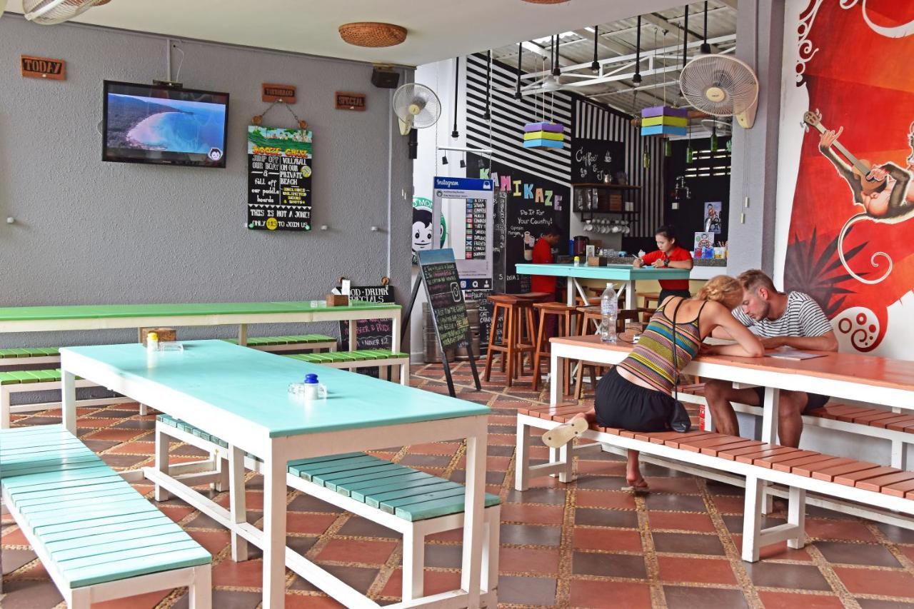 Mad Monkey Hostel Kampot (Adults Only) Екстериор снимка